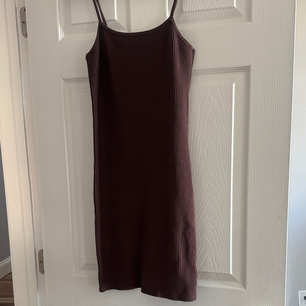 House of Harlow ribbed brown dress